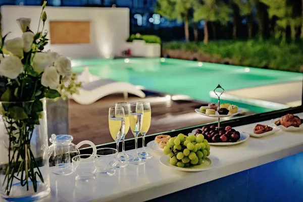 shanghai jinlin manor swimming pool at night